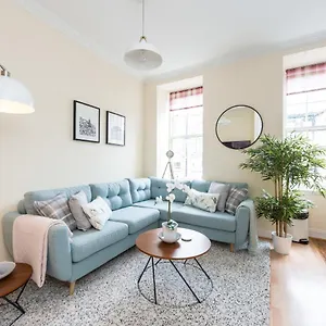 Bright And Modern 2 Bed Apartamento