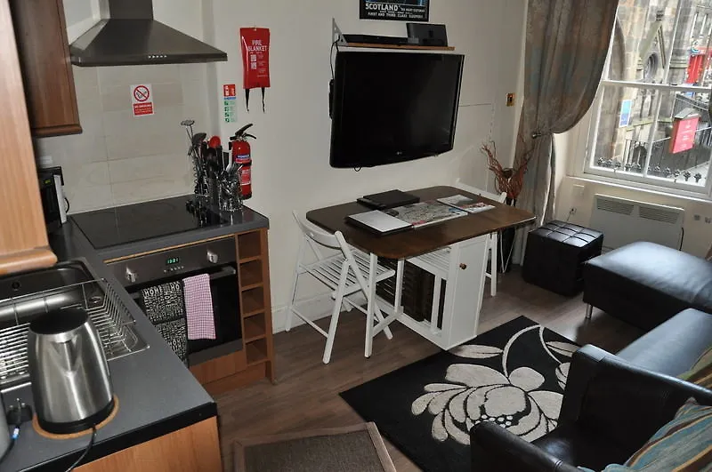 Stay Edinburgh City Apartments - Royal Mile