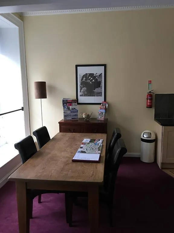 Stay Edinburgh City Apartments - Royal Mile
