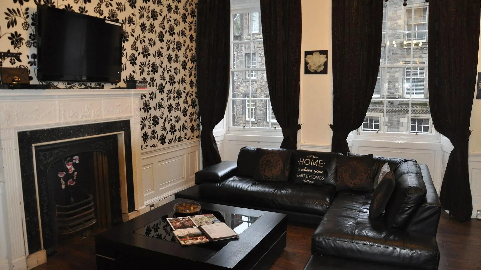 Stay Edinburgh City Apartments - Royal Mile
